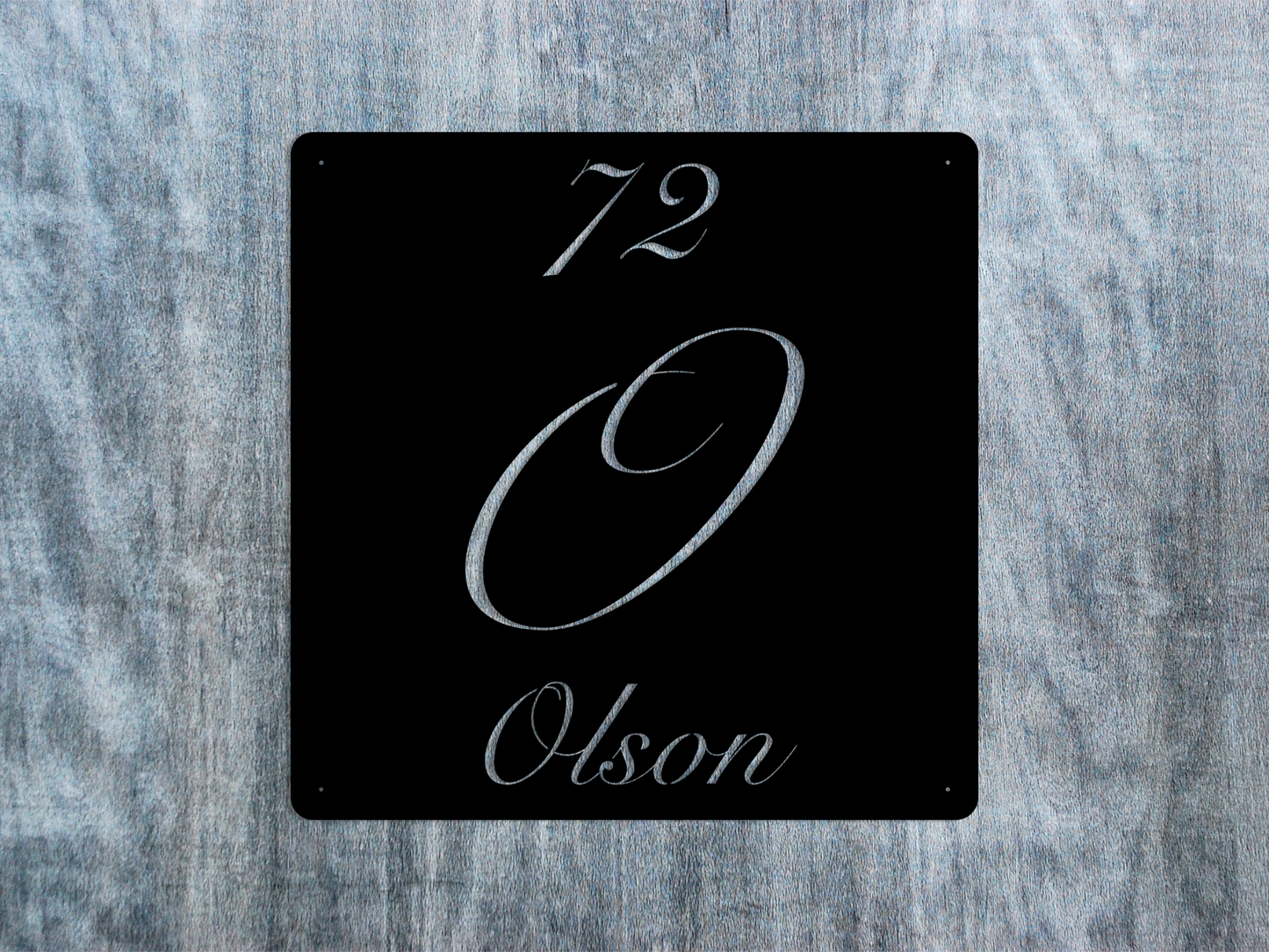 Elegant Letter O Family Name Sign