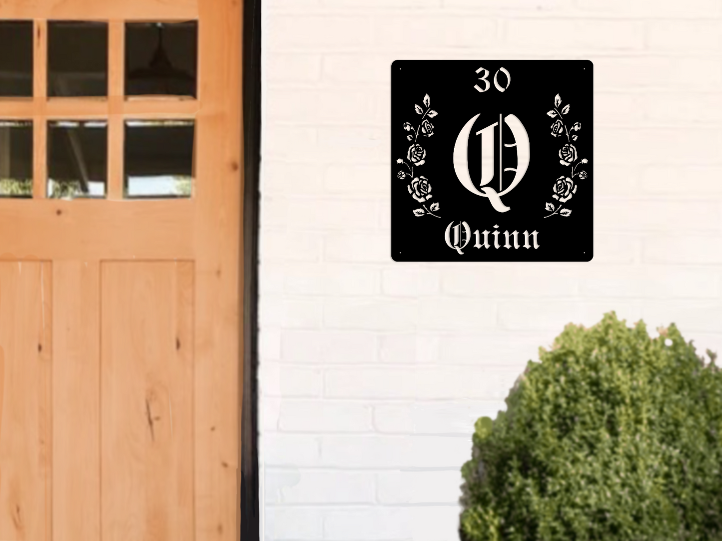 Retro-Gothic Letter Q Family Name Sign